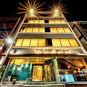 호텔 The Jade